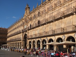 Straßencafés an der Plaza Mayor in Salamanca